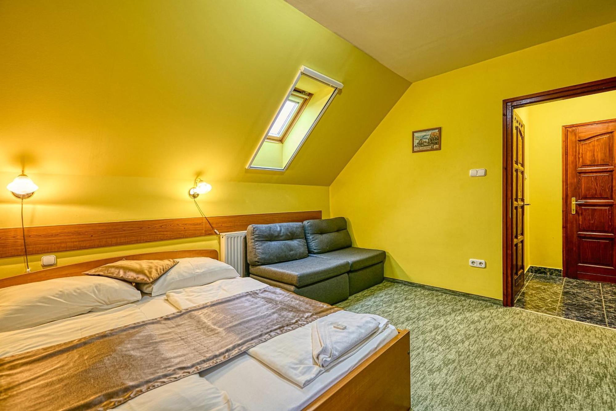 Bed and Breakfast Pihenőkereszt Panzió Ödenburg Exterior foto